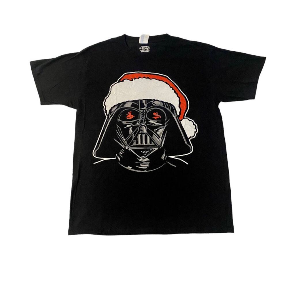 Darth Vader Star Wars Christmas Graphic T-Shirt. Large. 100% Cotton.